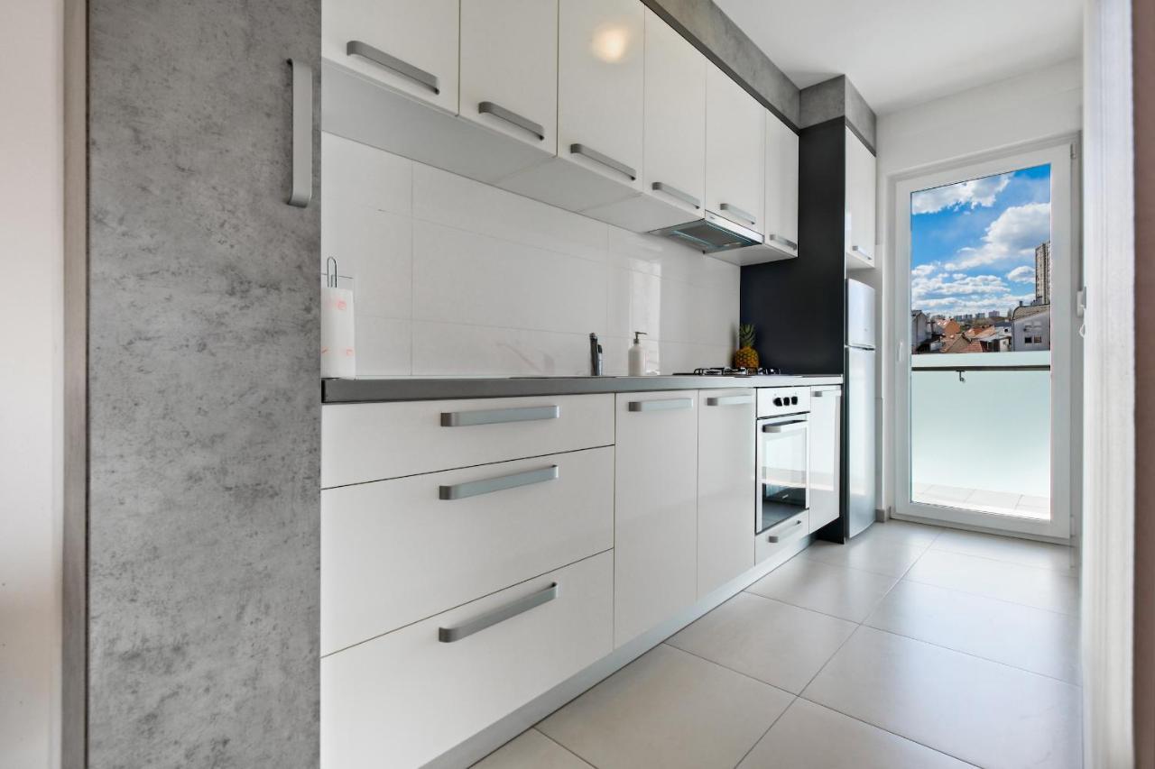 Apartment Zagreb, 0-24, Self Service Check-In, Free Parking 외부 사진